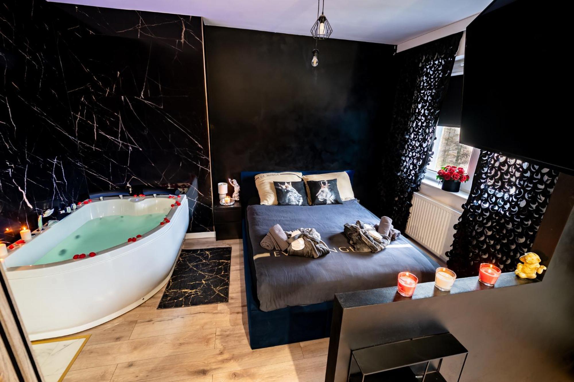 American Express Apartment